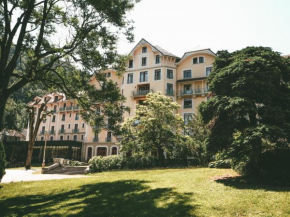 Гостиница Terres de France - Appart'Hotel le Splendid  Аллевар